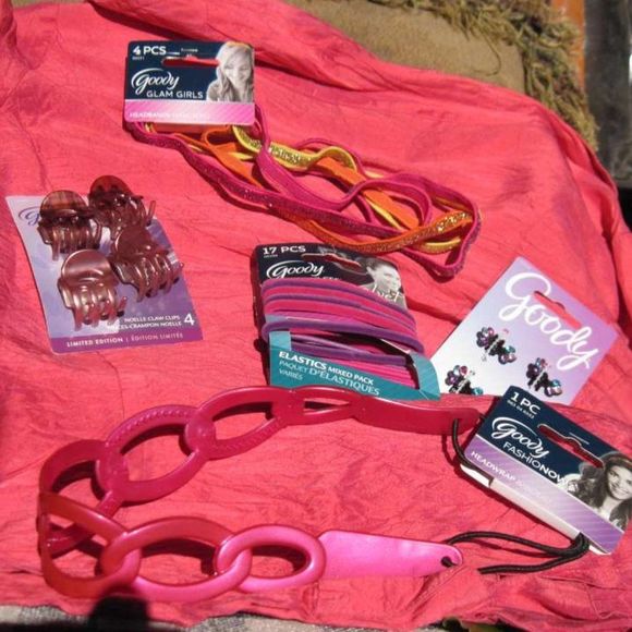 Pretty Pink Hair Accessory Set Headband Noelle Butterfly Elastics Clips Bundle main image 12